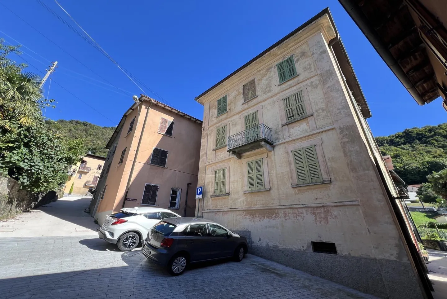 BARGAIN - HOUSE TO RENOVATE + TERRACE AND GARDEN IN CARABBIA - Photo 7 of 10