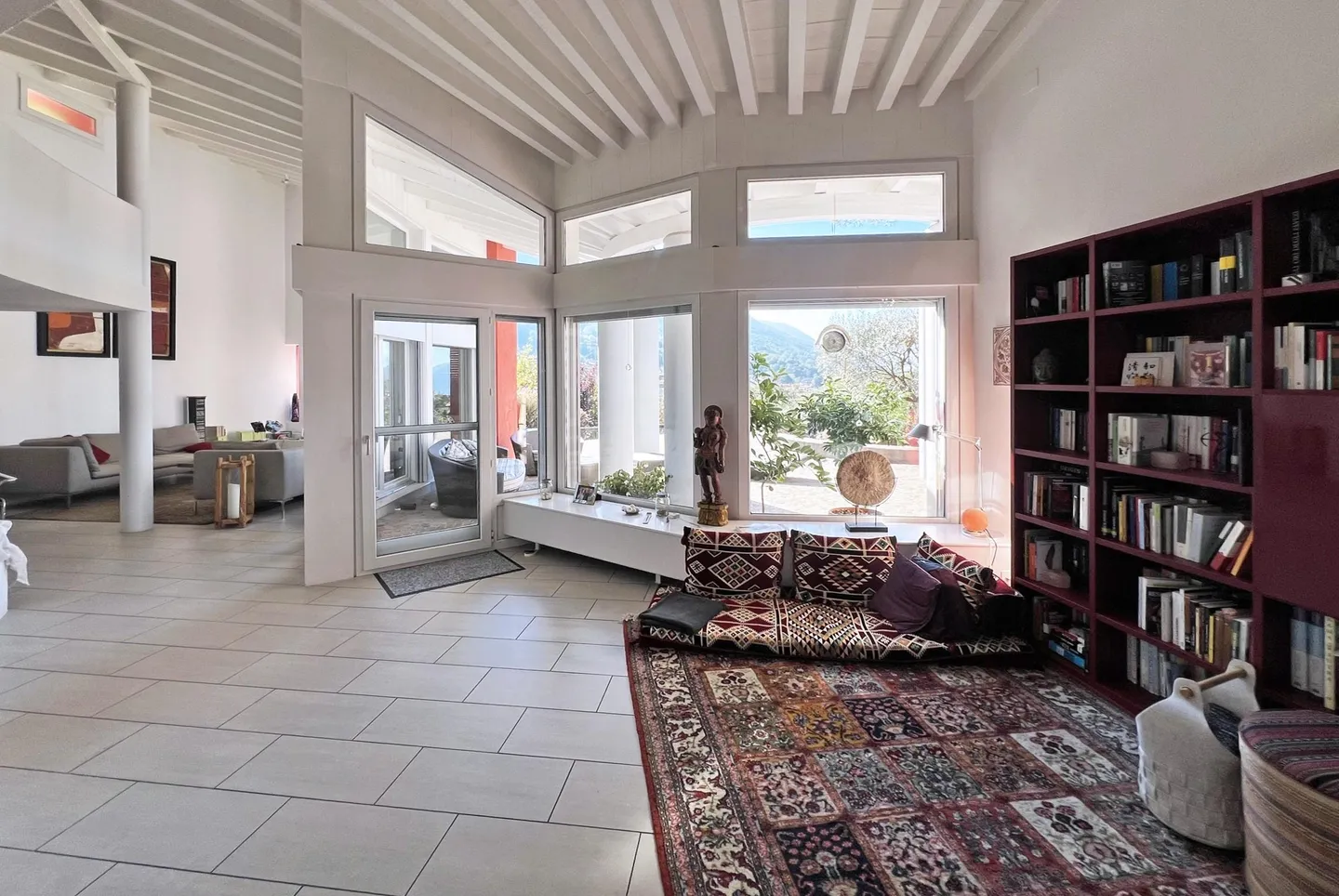 Exclusive Villa 6.5 with Pool and Panoramic View in Cadro - Photo 1 of 13