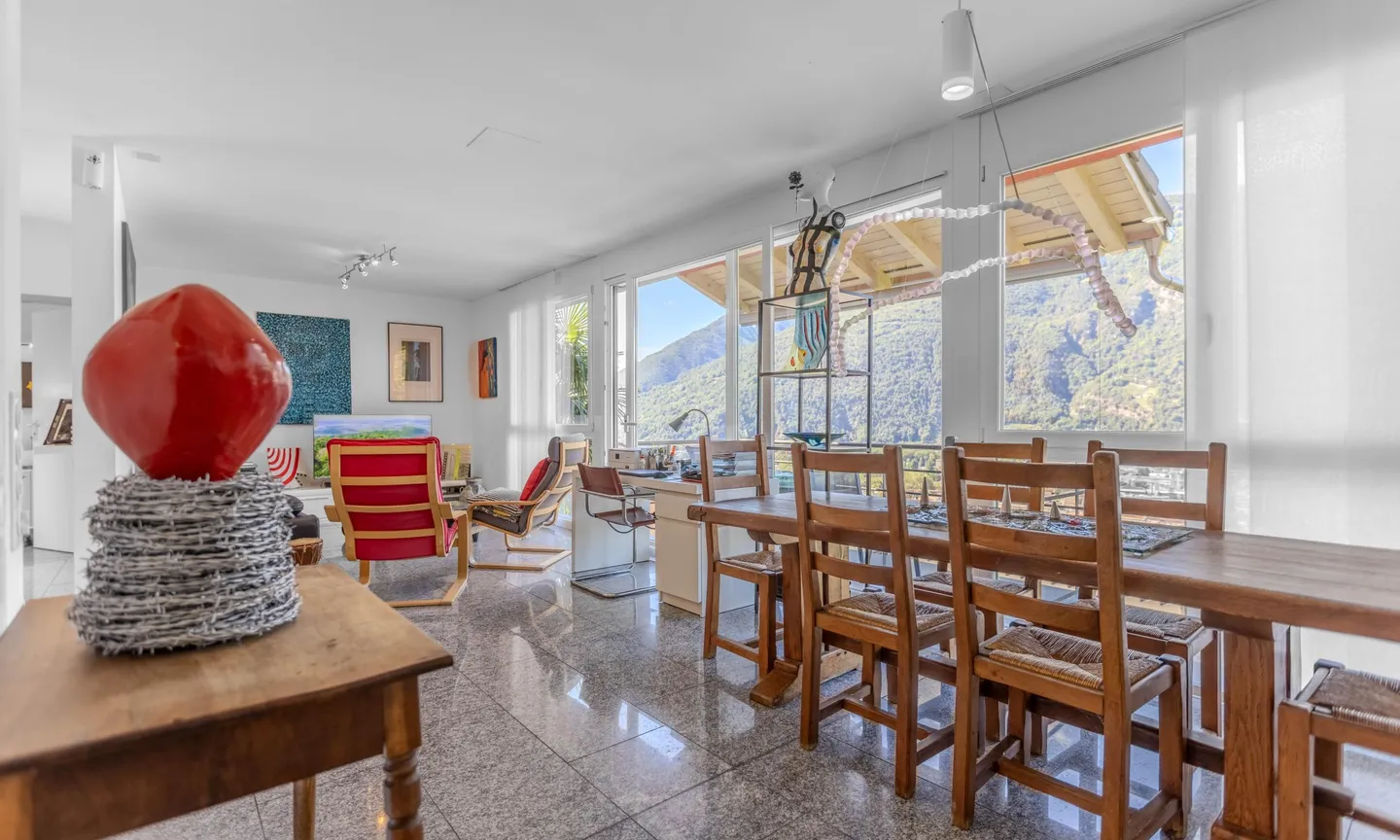 Charming Expandable Villa 4.5 Rooms in Bellinzona-Daro - Photo 4 of 9
