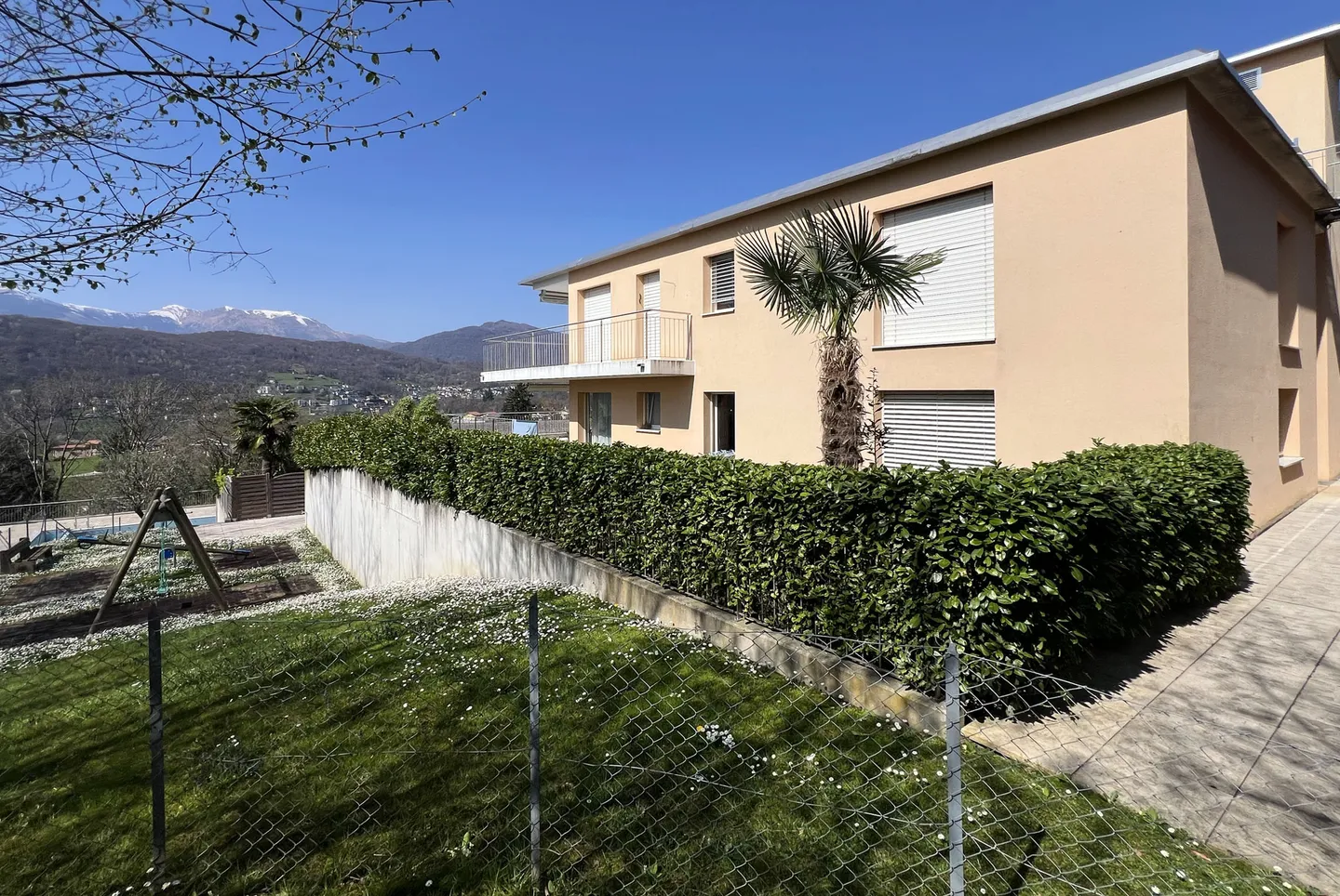 BRIGHT AND SPACIOUS 3.5 WITH TERRACE AND VIEW IN GREENERY IN CADRO - Photo 1 of 10