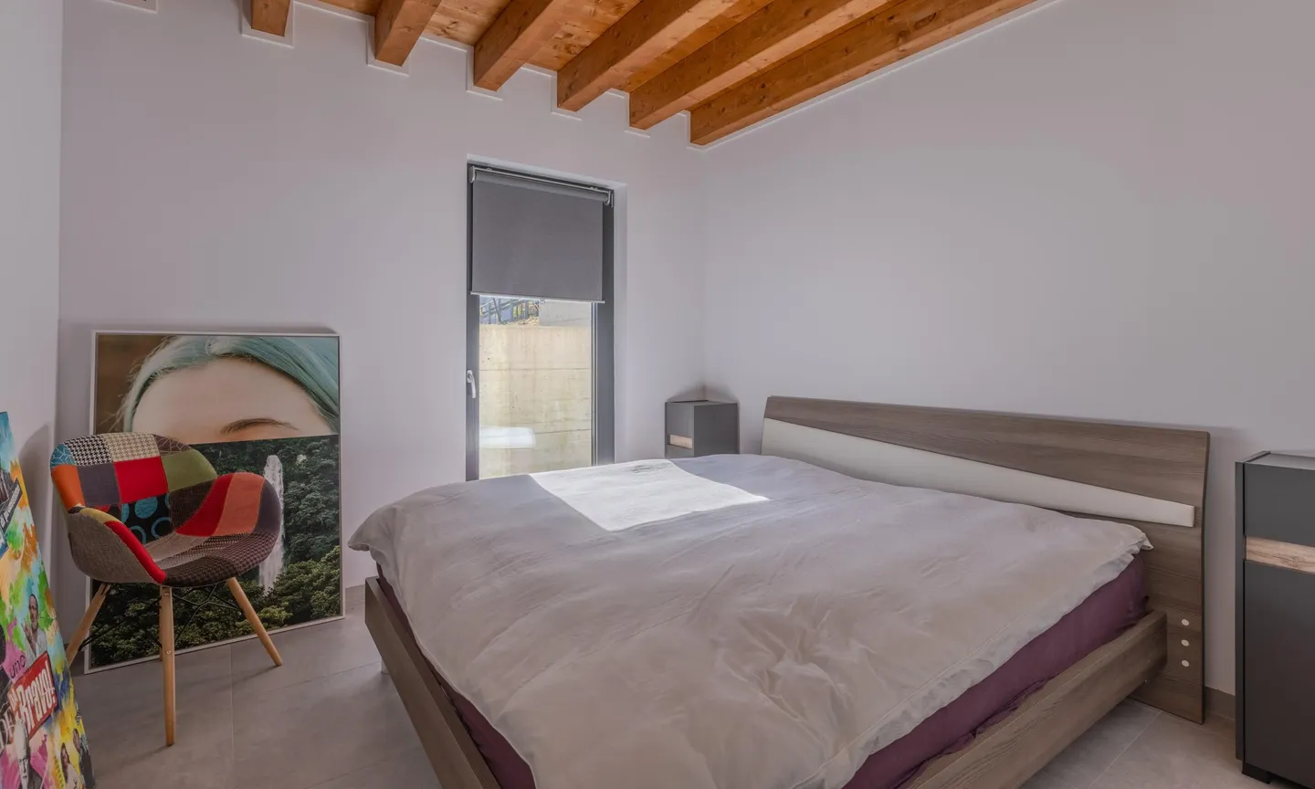 SPEKTAKULÄRE NEUE VILLA MIT 5,5 ZIMMERN IN BRIONE IN VAL VERZASCA - Foto 7 von 9