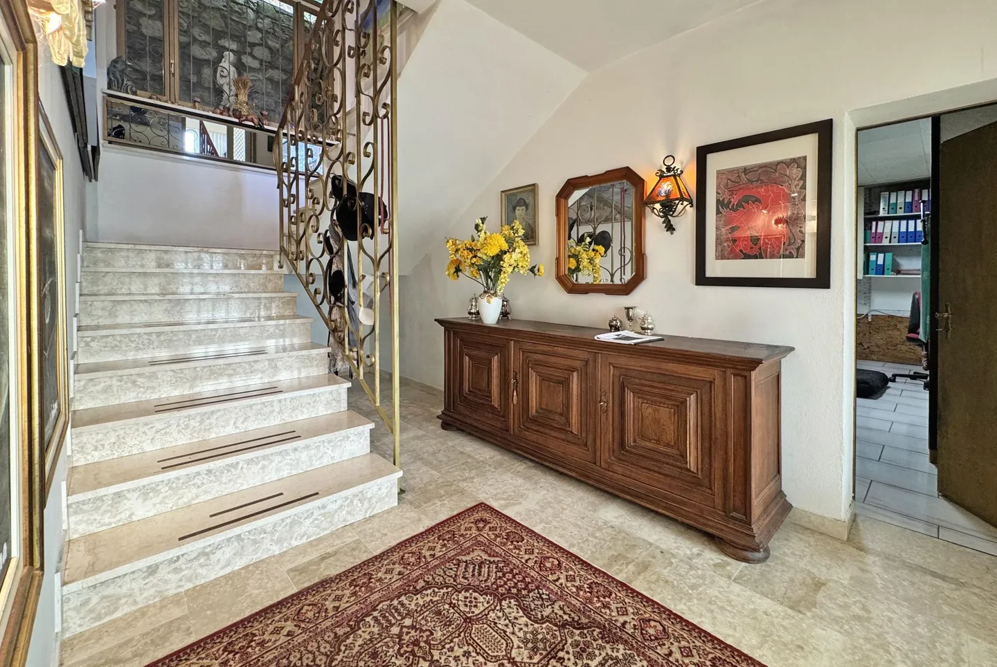 GROßE VILLA 6.5 MIT STUNDEM SEE-BLICK UND POOL IN BISSONE - Foto 9 von 12