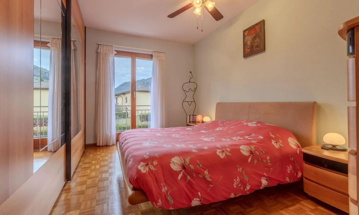 CASA 6.5 LOCALI CON GIARDINO E GROTTINO A RIVA SAN VITALE - Foto 7 di 9