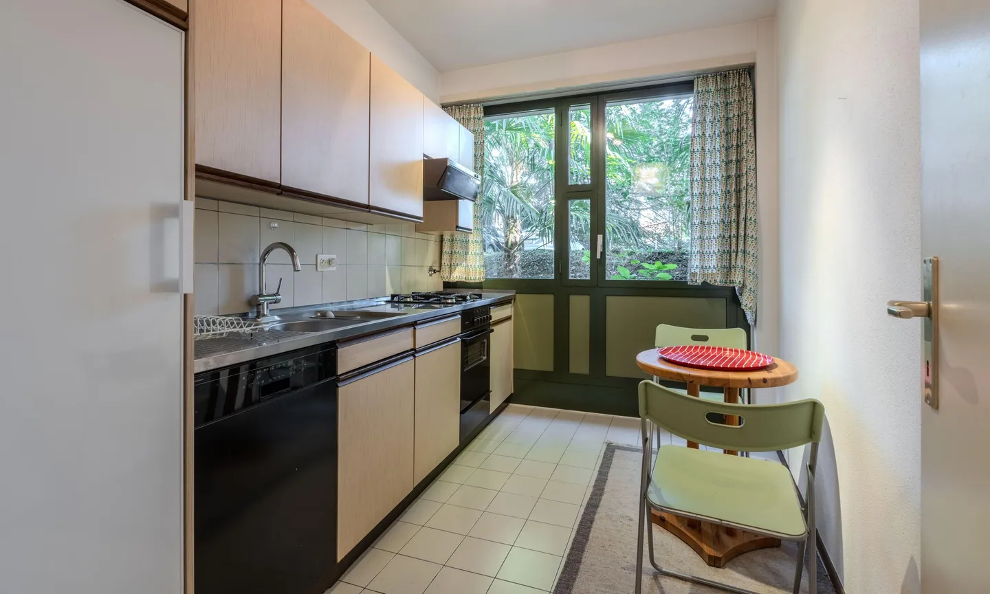 RENT TO BUY - AMPIO 3 LOCALI IN ZONA CENTRALE A LUGANO - Foto 3 di 7