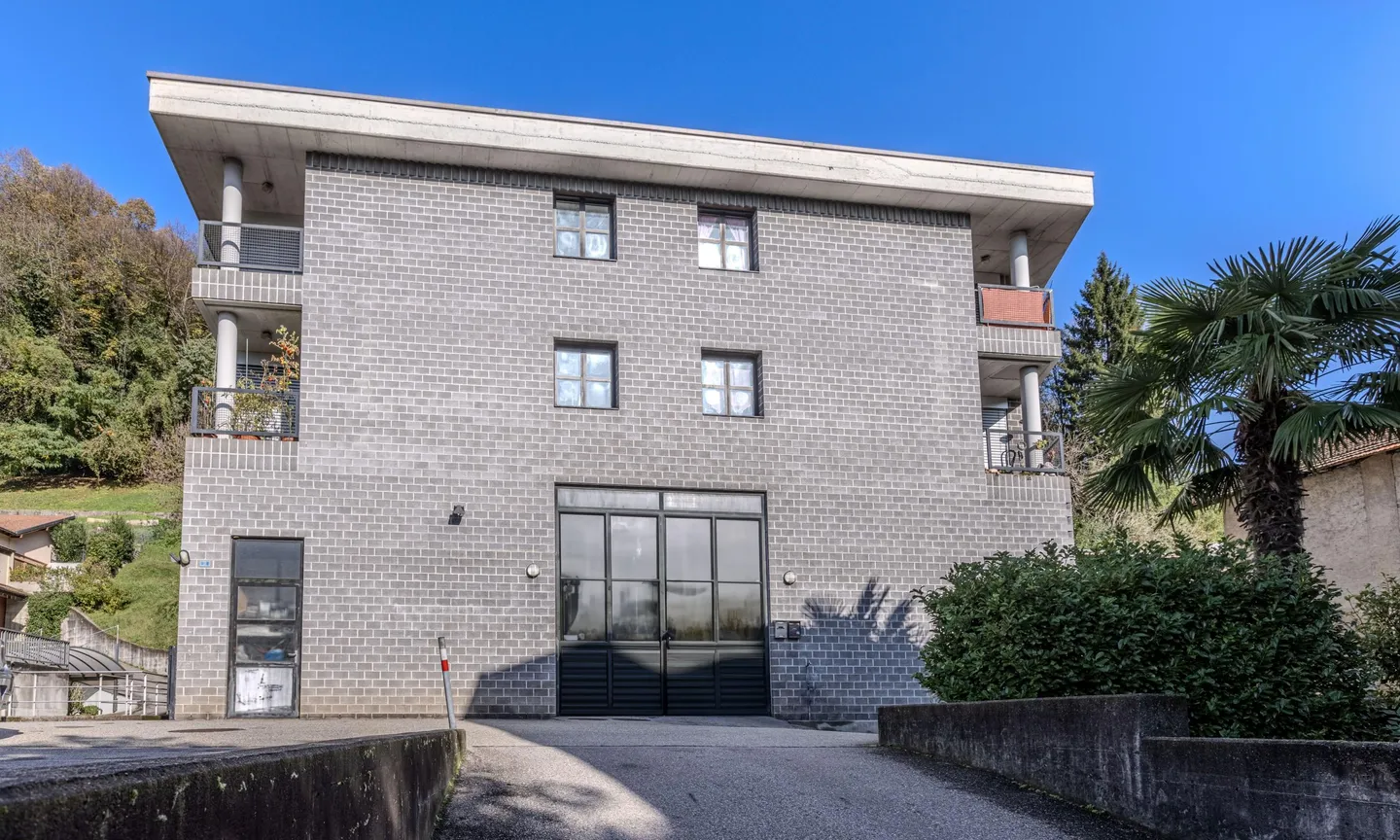 ZU VERMIETEN 2.5 ZIMMER MÖBLIERT WIE NEU IN LUGANO CORNAREDO - Foto 7 von 7