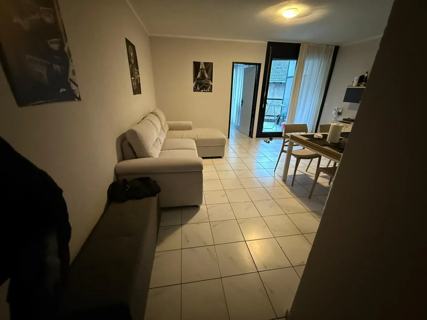 ZU VERMIETEN 2.5 ZIMMER MÖBLIERT WIE NEU IN LUGANO CORNAREDO - Foto 4 von 7