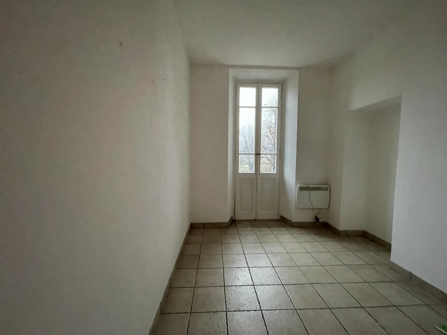 3.5 ROOMS IN A HISTORICAL HOUSE + 75 SQM OF ATTIC IN CHIASSO - Photo 5 of 7