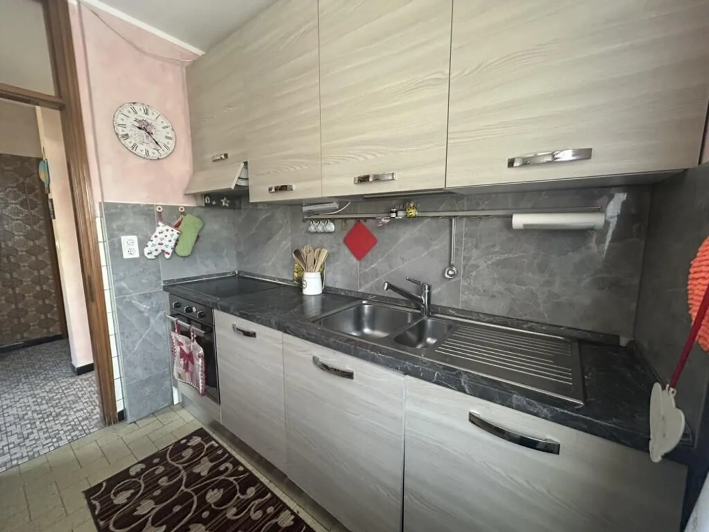 BEAUTIFUL 6-ROOM HOUSE WITH LARGE GARDEN IN CRESCIANO - Photo 6 of 9