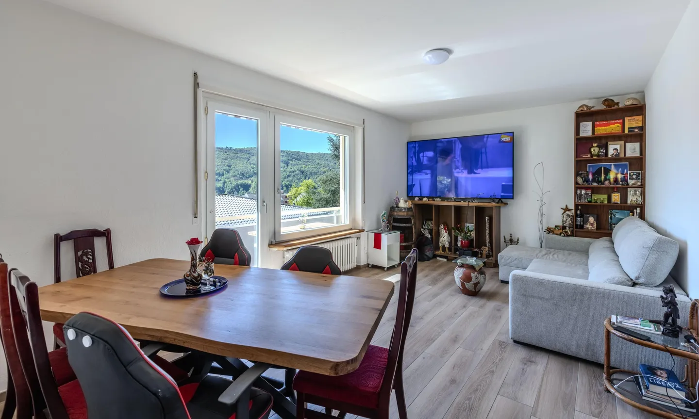 APPARTAMENTO 3.5 LOCALI CON TERRAZZA A VACALLO - Foto 1 di 9