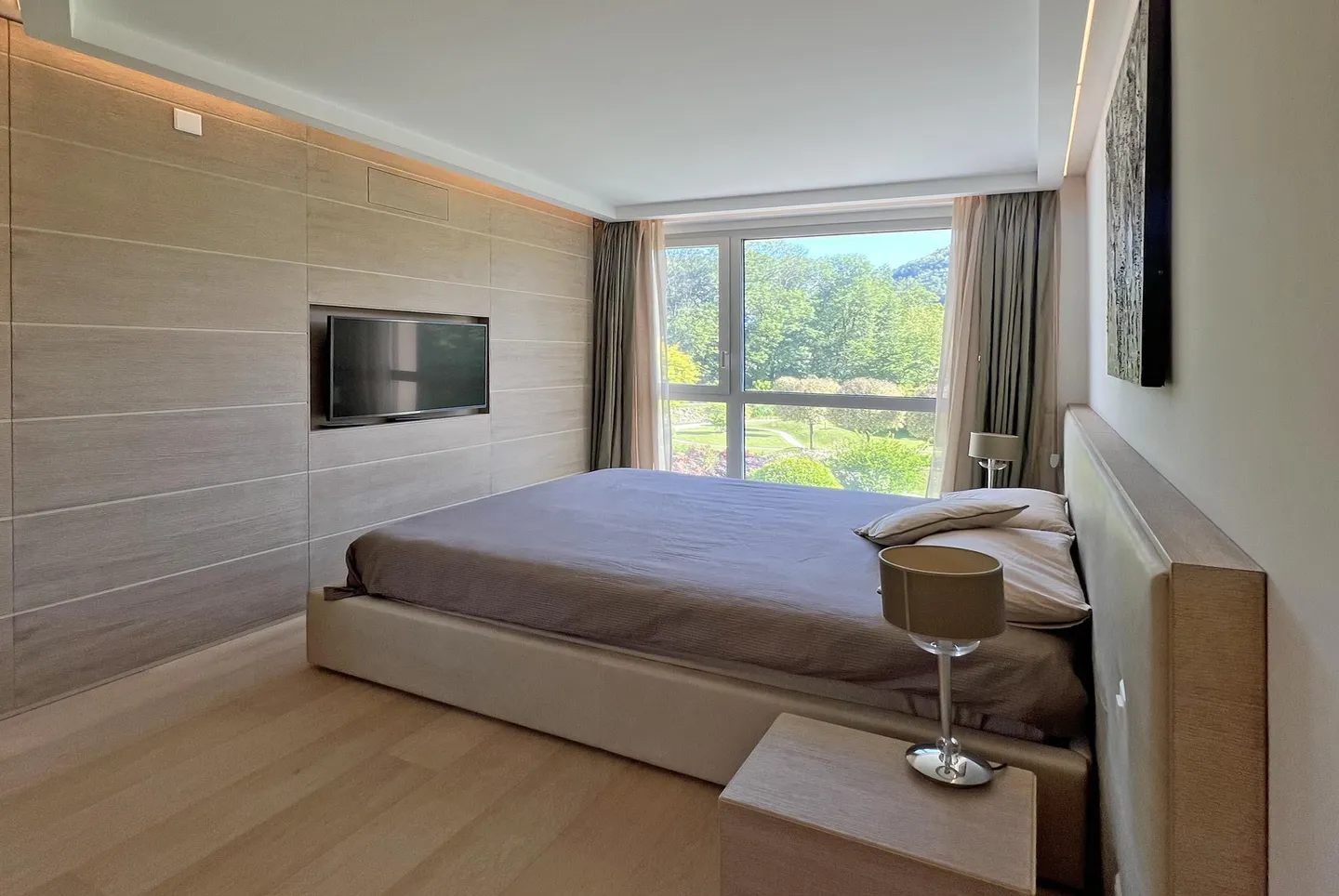 Exclusive 4.5 Rooms with Terrace Facing the Lake in Muzzano - Photo 6 of 9