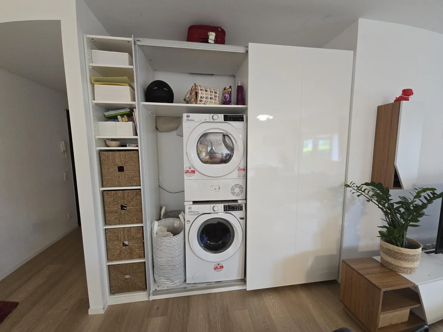 SPAZIOSO 2.5 LOCALI MODERNO CON GIARDINETTO A LUGANO - Foto 8 di 9