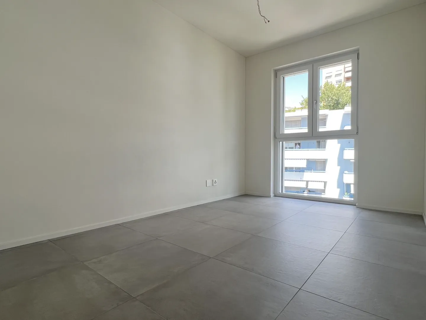 ZU VERMIETEN NEUE 3.5 ZIMMER MIT AUSSICHT IN MORBIO INFERIORE - Foto 5 von 6