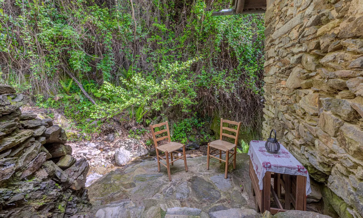 RENT TO BUY - RUSTICO 2.5 LOCALI NELLA NATURA A CADEMARIO - Foto 9 di 11
