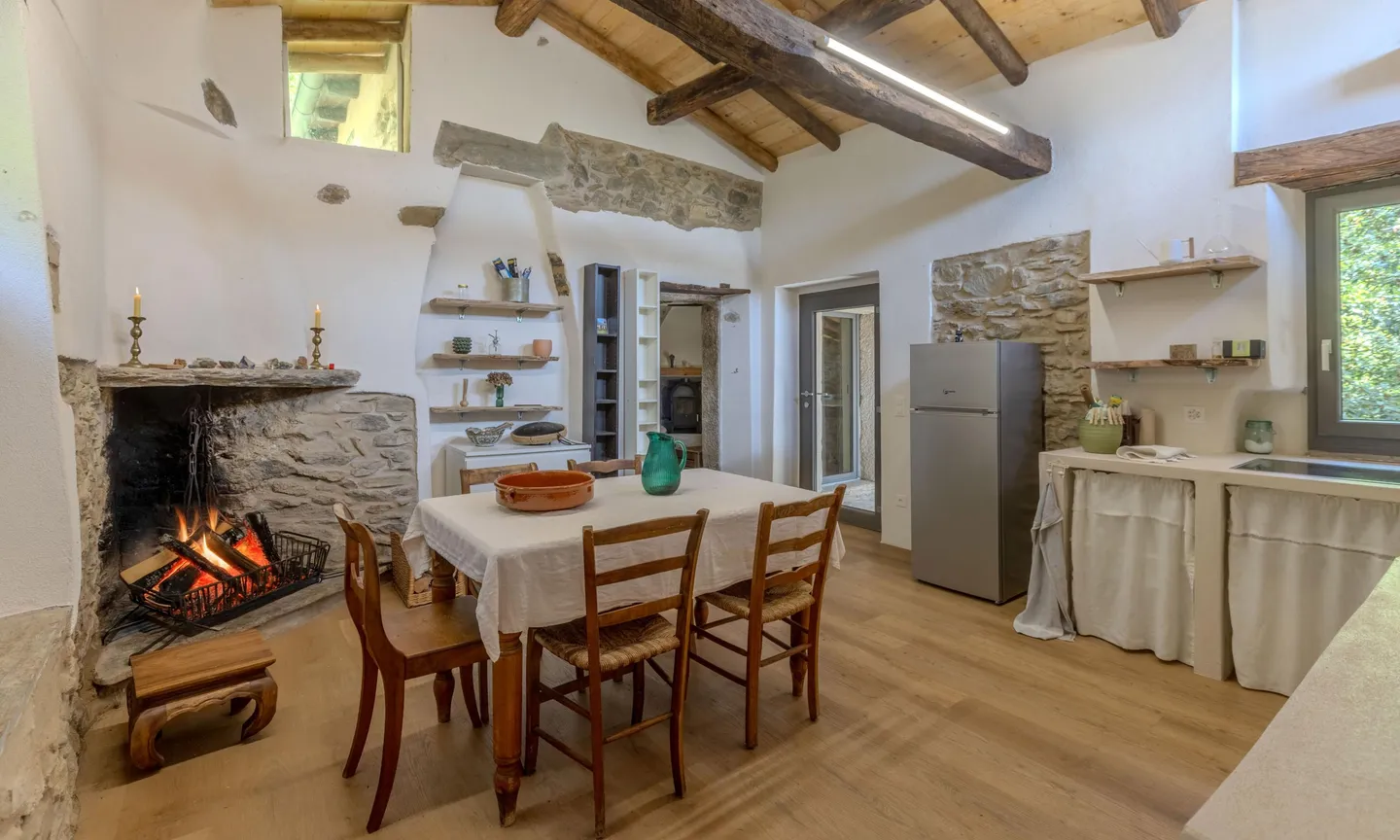 RENT TO BUY - RUSTICO 2.5 LOCALI NELLA NATURA A CADEMARIO - Foto 1 di 11