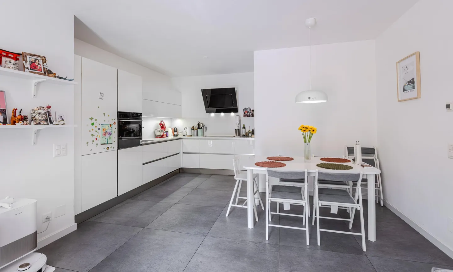 MODERNO 3.5 LOCALI CON SPLENDIDO GIARDINO A PREGASSONA - Foto 4 di 10