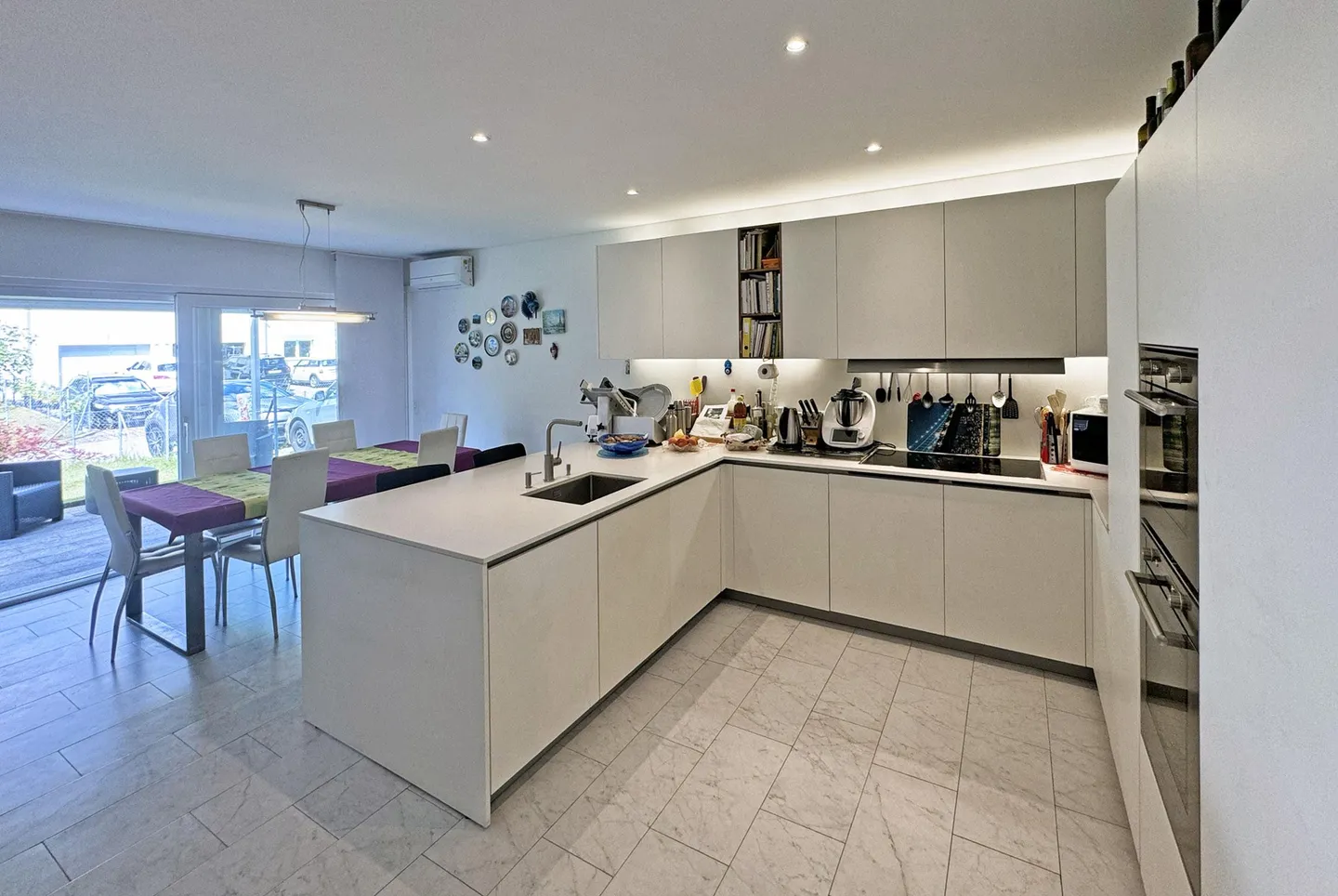MODERN HOUSE 4.5 ROOMS WITH GARDEN AND GARAGE IN CUGNASCO - Photo 3 of 9
