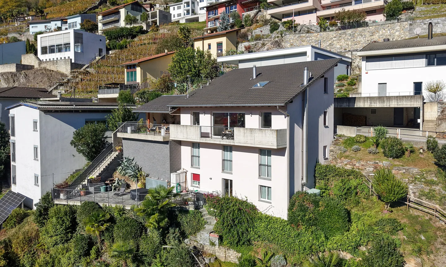 MAISON ENCHANTER DE 6.5 PIÈCES AVEC VUE OUVERTE À BELLINZONA - Photo 9 sur 9