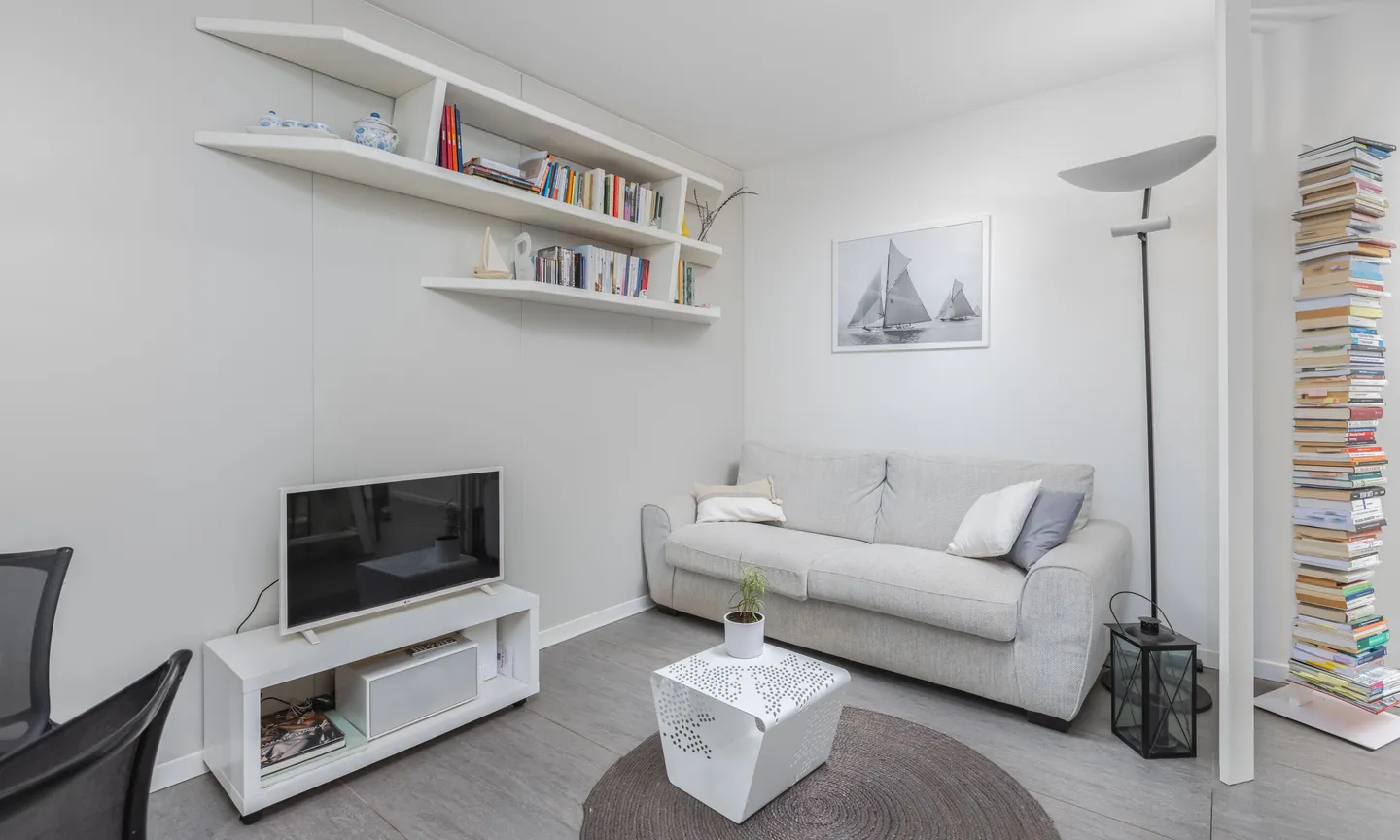 STUPENDO E MODERNO 2.5 CON GIARDINO PRIVATO A MASSAGNO - Foto 5 di 9
