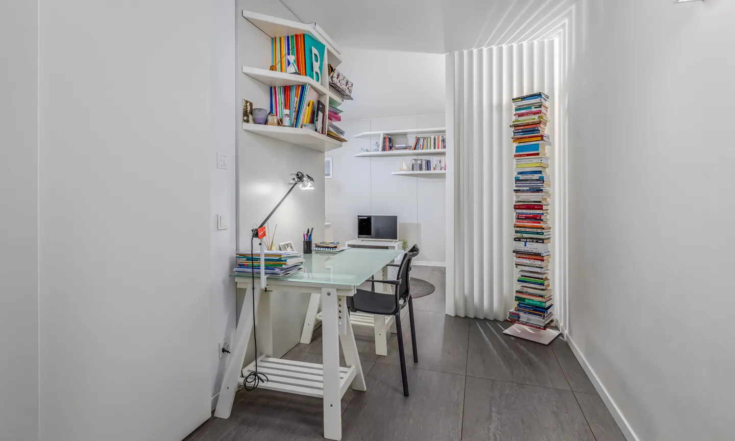 STUPENDO E MODERNO 2.5 CON GIARDINO PRIVATO A MASSAGNO - Foto 6 di 9