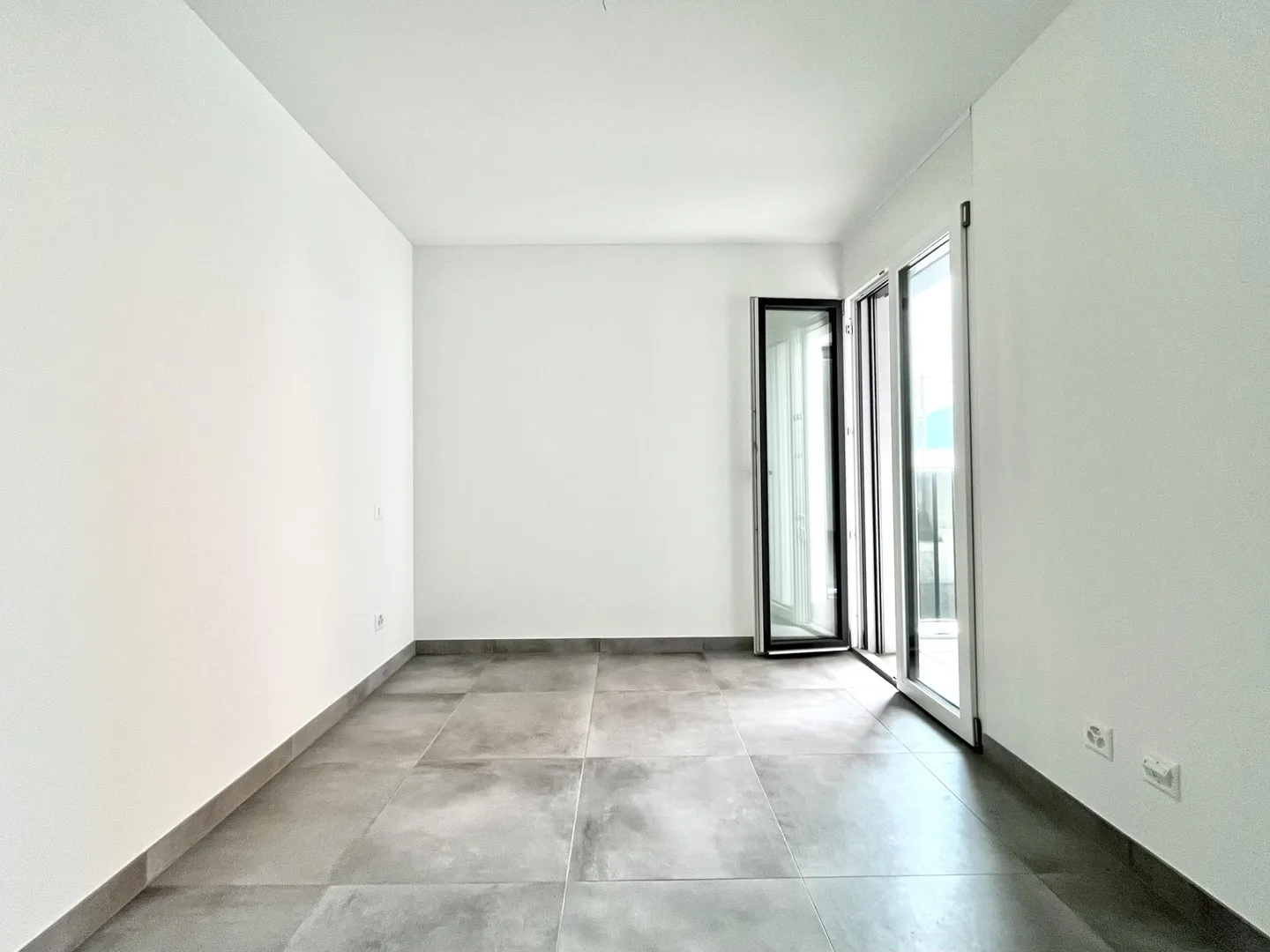 NEW 2.5-ROOM APARTMENT ON THE GROUND FLOOR IN TESSERETE - Photo 6 of 9