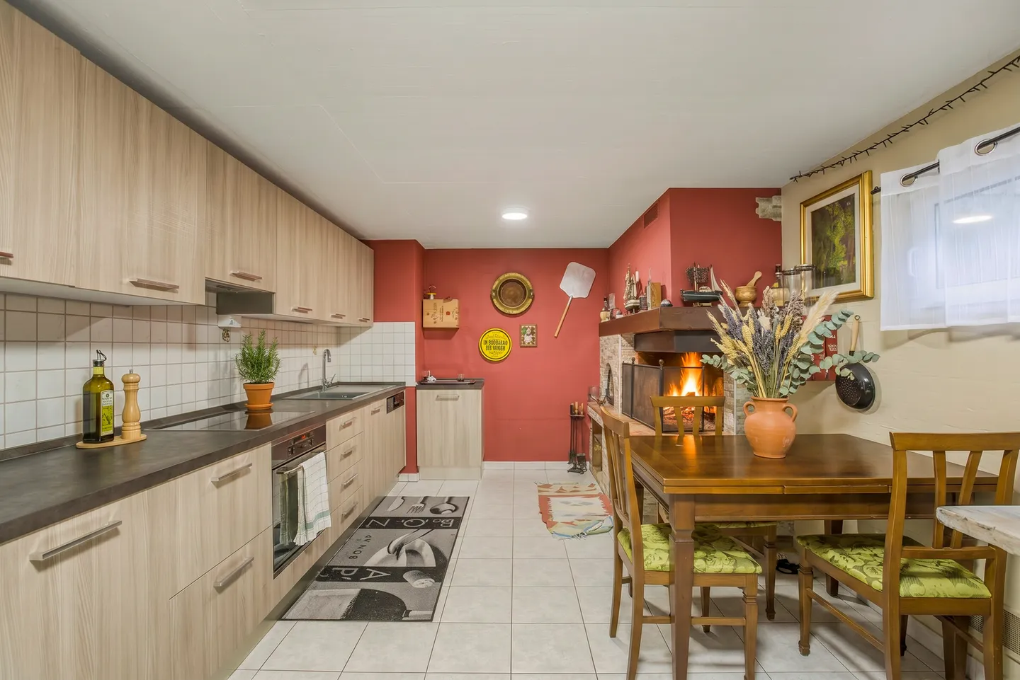Exclusive Three-Family House with 8.5 Rooms and Cellar in Melano - Photo 8 of 9