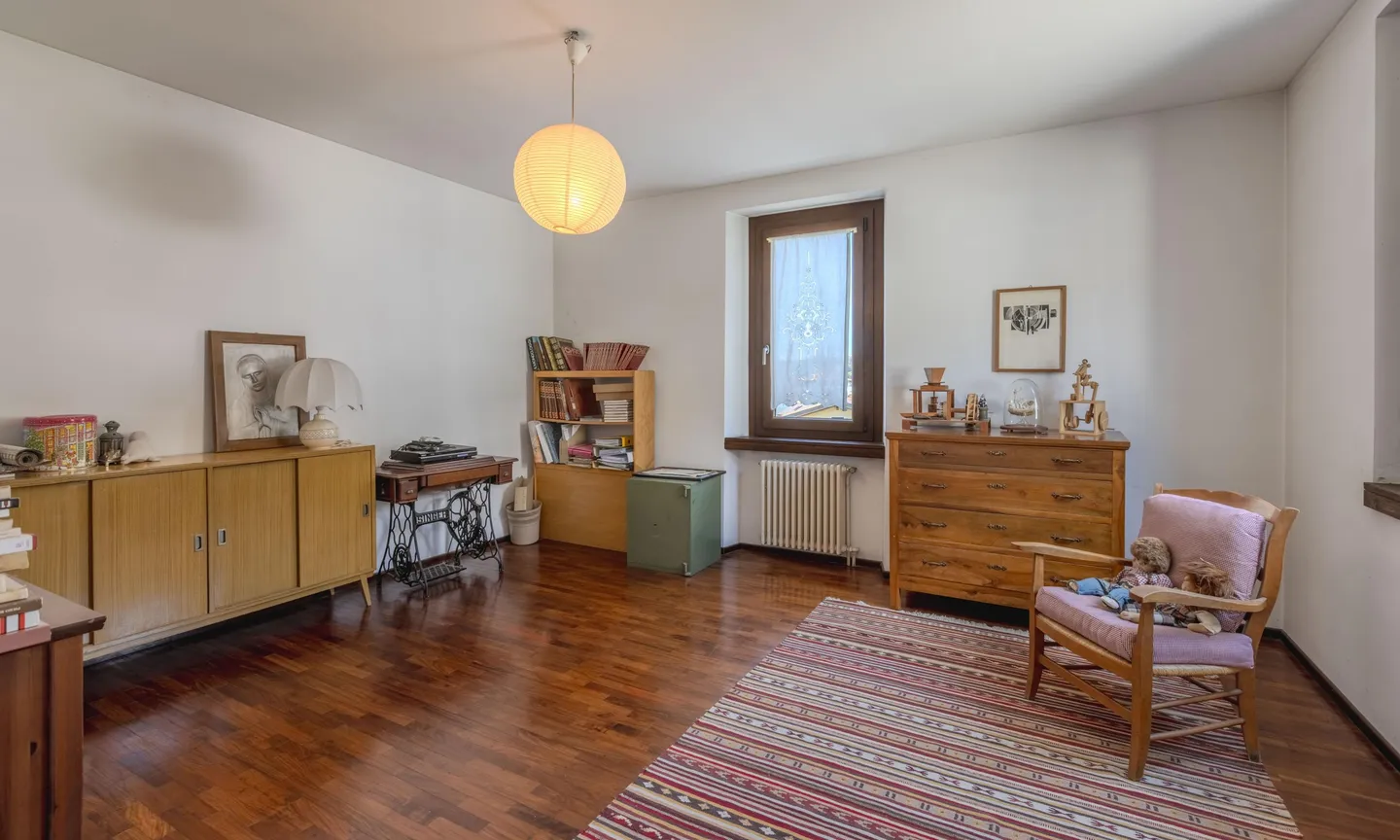 GRANDE CASA DI 7.5 LOCALI CON MAGAZZINO A VACALLO - Foto 7 di 9