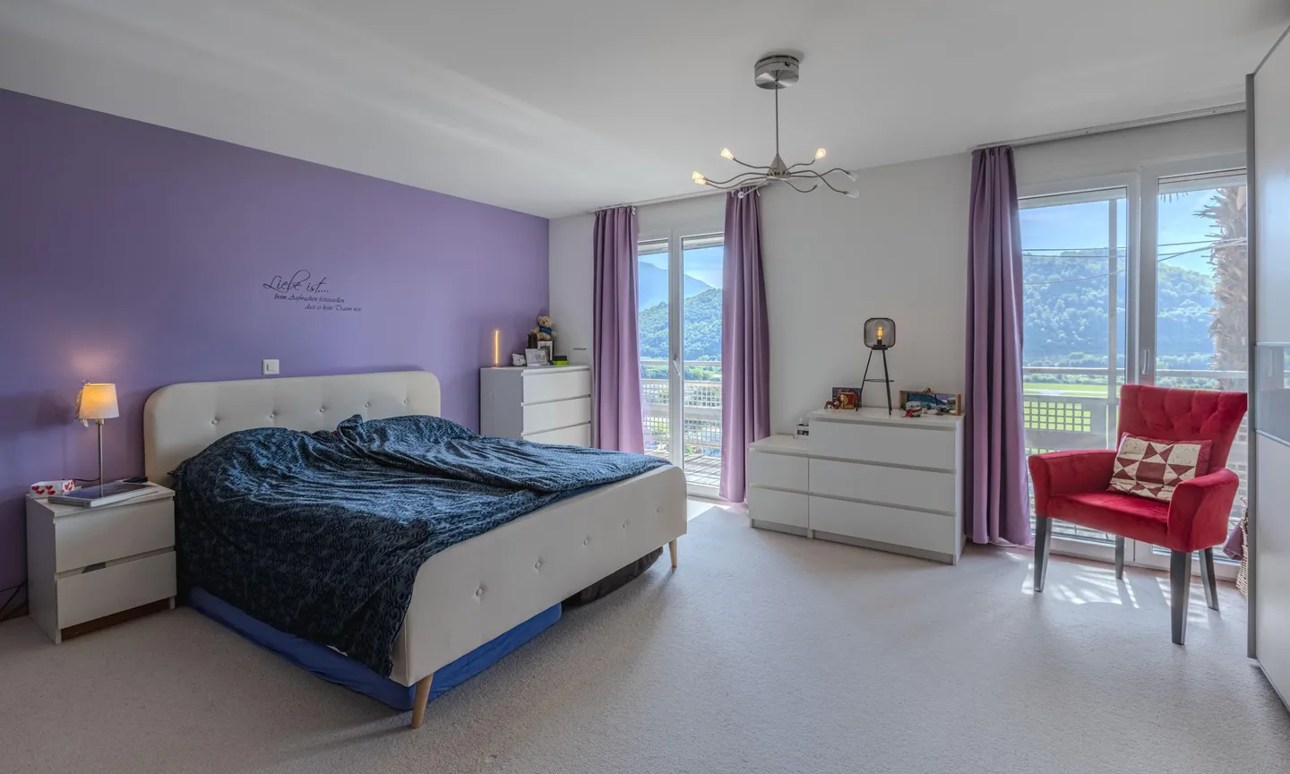 BELLA VILLA PANORAMICA DI 4.5 LOCALI CON VISTA LAGO AD AGNO - Foto 6 di 11