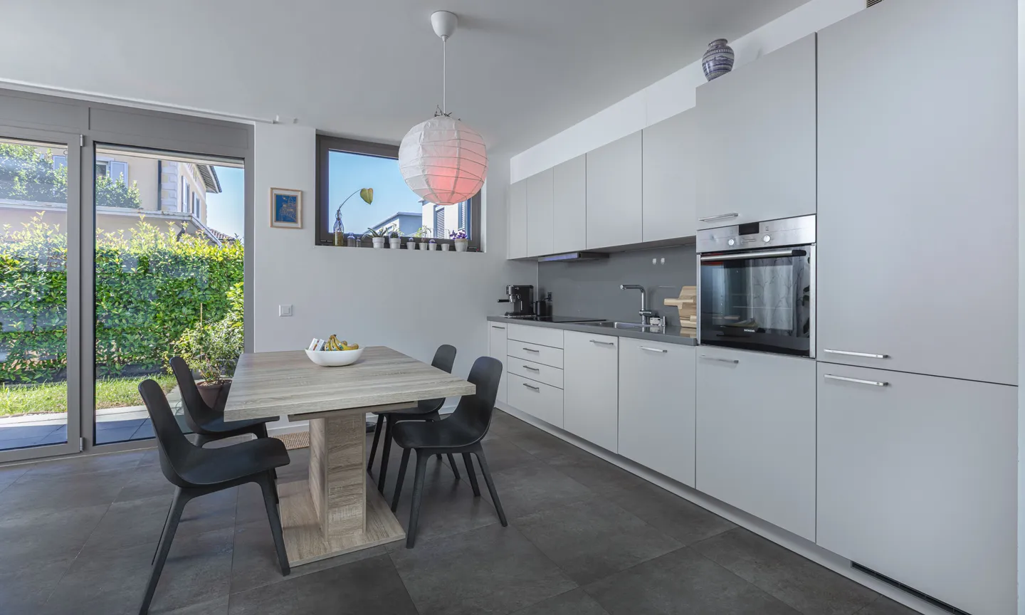 MODERN 3.5 ROOMS WITH PRIVATE GARDEN IN CASTEL SAN PIETRO - Photo 1 of 10