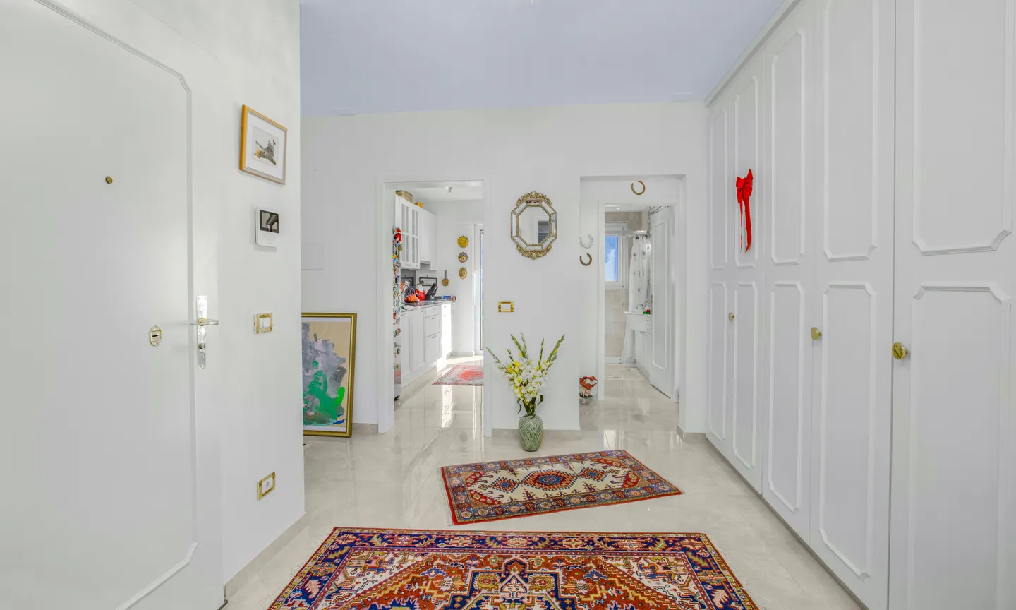 PRESTIGIOSO ATTICO 4.5 LOCALI VISTA LAGO CON PISCINA A PORZA - Foto 5 di 9