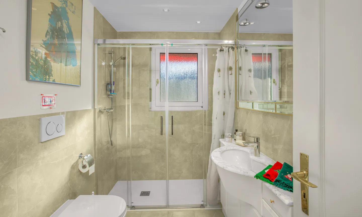 PRESTIGIOSO ATTICO 4.5 LOCALI VISTA LAGO CON PISCINA A PORZA - Foto 7 di 9