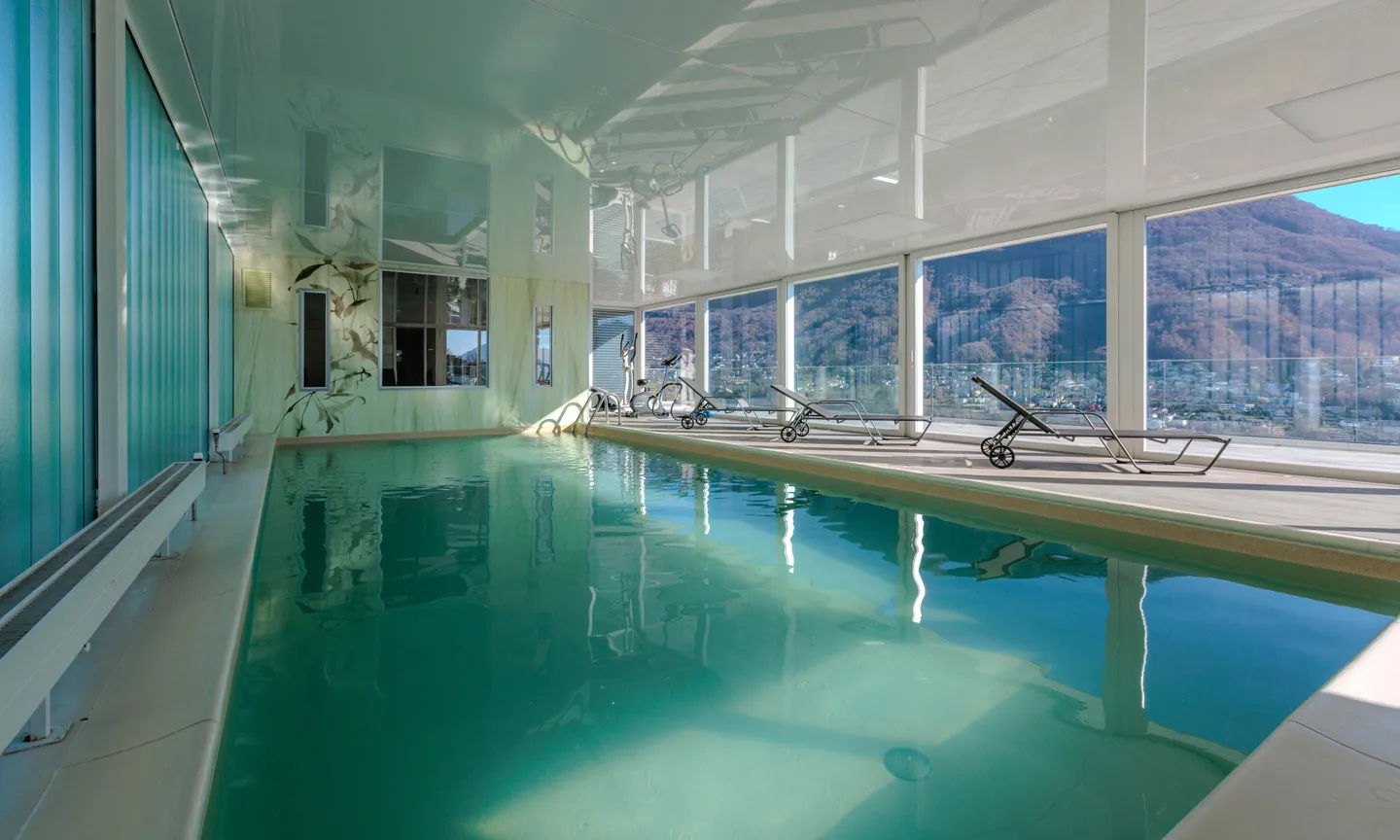 PRESTIGIOSO ATTICO 4.5 LOCALI VISTA LAGO CON PISCINA A PORZA - Foto 9 di 9