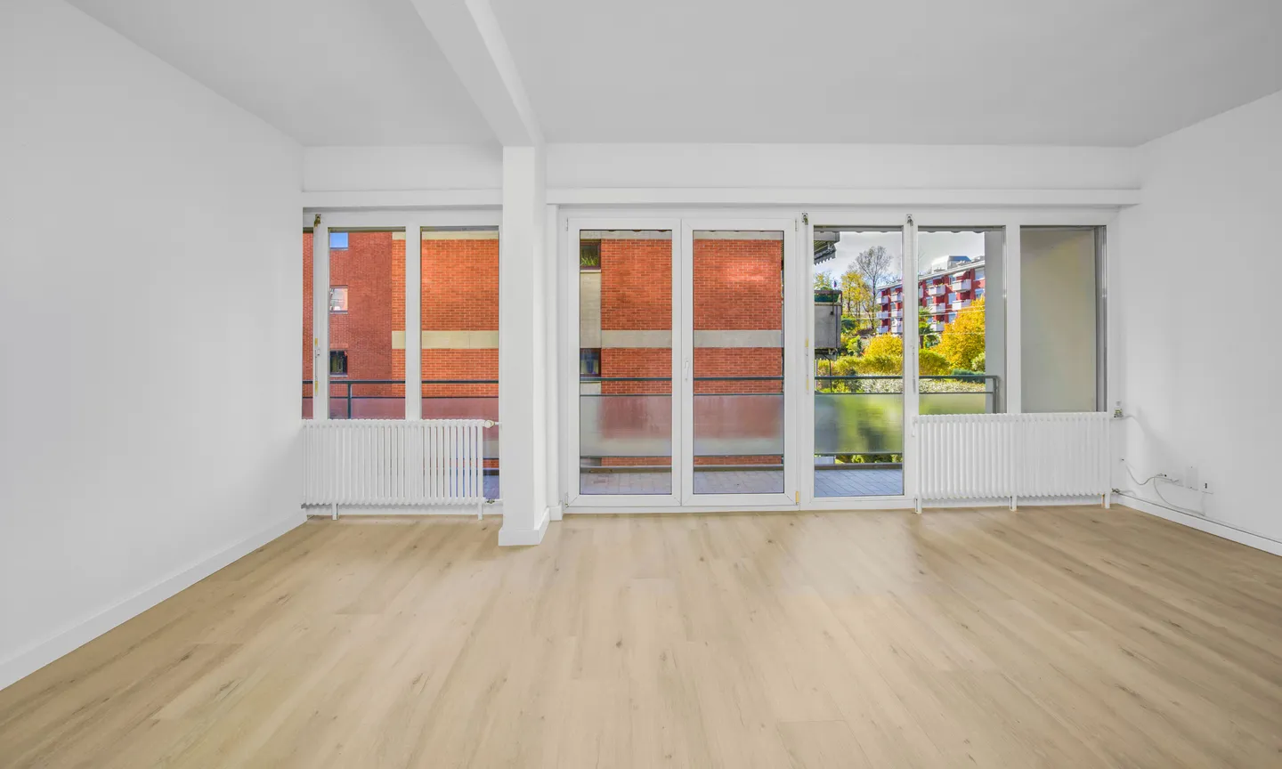 MIETE ZUM KAUF - BEQUEME UND HELLER 4.5 ZIMMER RENOVIERT IN AGNO - Foto 4 von 11