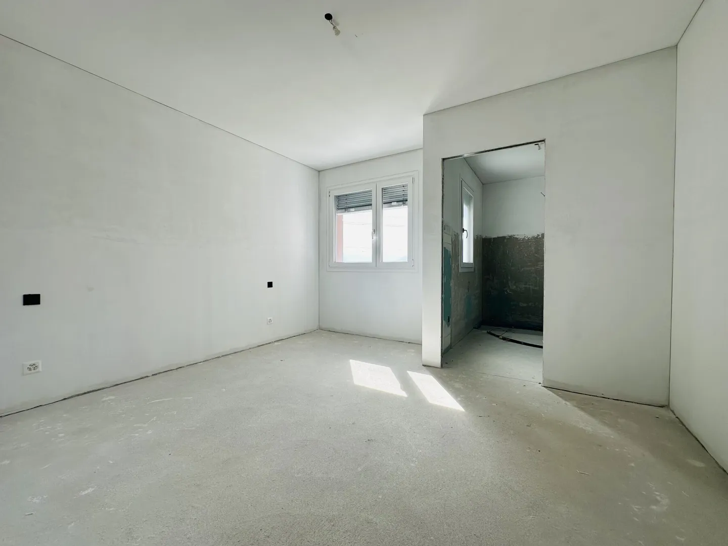 NOUVEAU 4.5 PIÈCES AVEC BALCON ET VUE DÉGAGÉE À BELLINZONA - Photo 7 sur 10