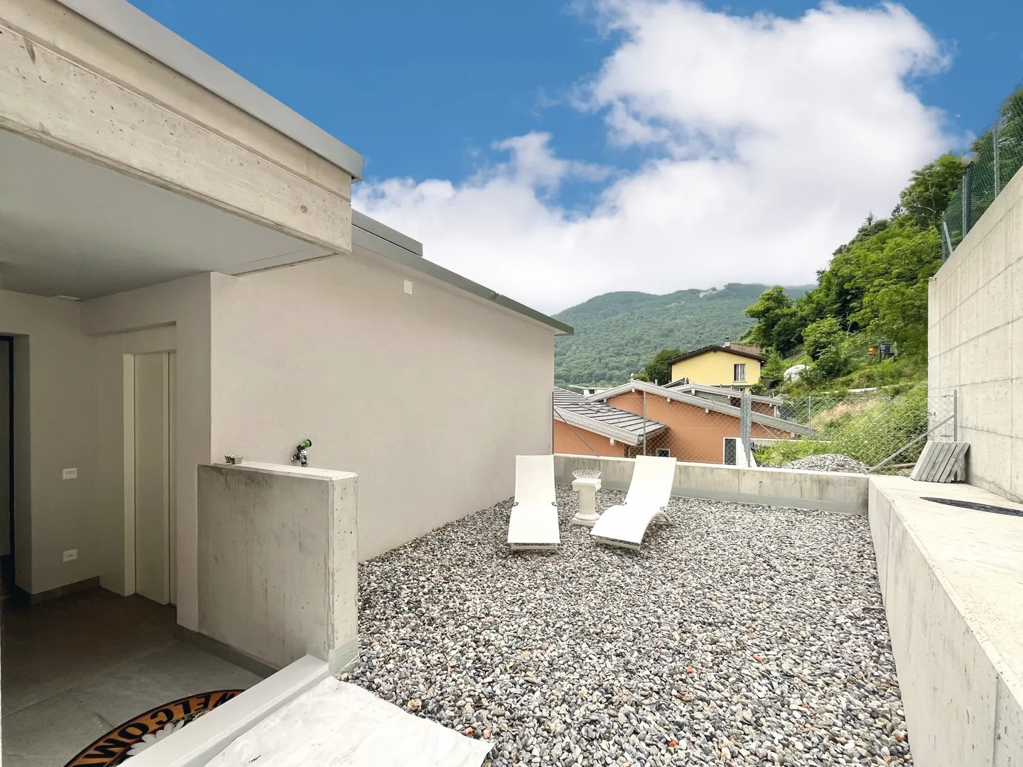 AFFITTASI NUOVO 2.5 AL SECONDO PIANO A LUGANO TESSERETE - Foto 7 di 9