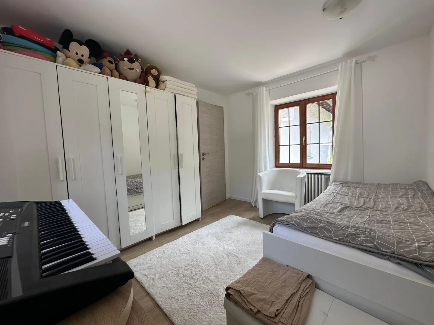 BRIGHT 4.5-ROOM HOUSE WITH GARDEN AND SWIMMING POOL IN ROVEREDO - Photo 7 of 9