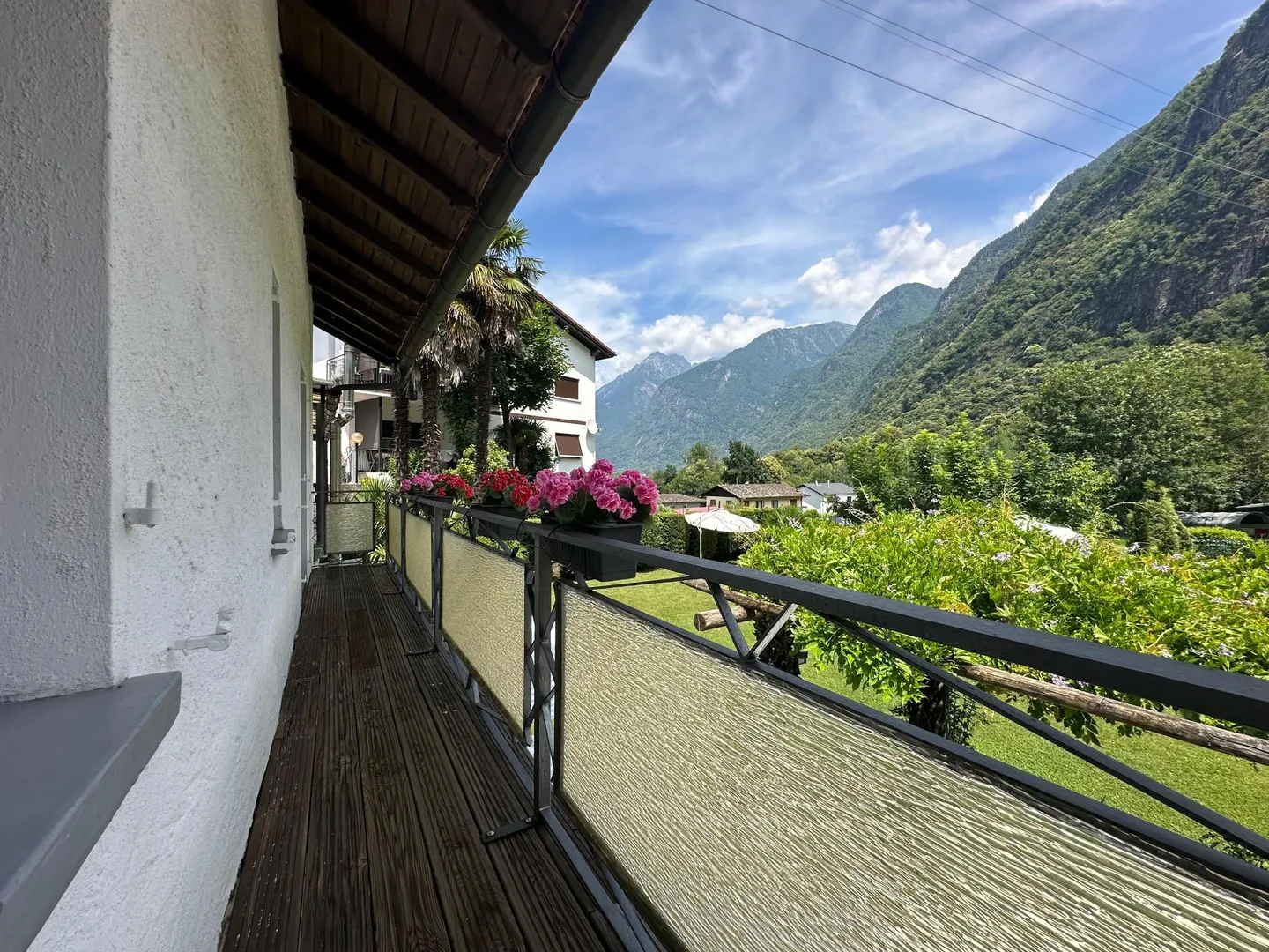 BRIGHT 4.5-ROOM HOUSE WITH GARDEN AND SWIMMING POOL IN ROVEREDO - Photo 9 of 9