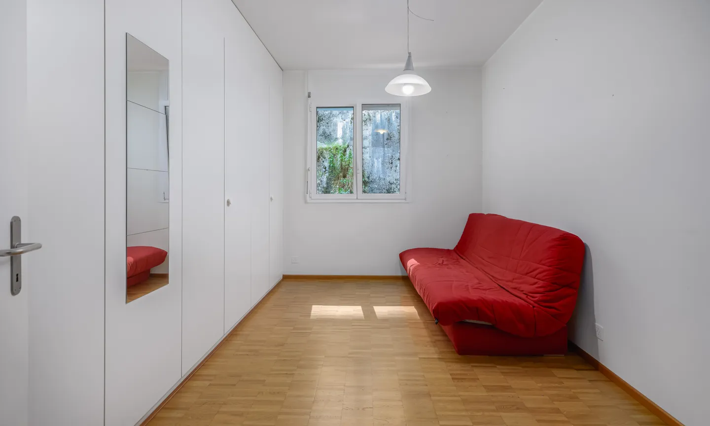 GELEGENHEIT - 4.5-ZIMMER-WOHNUNG MIT SEEBLICK IN LUGANO - Foto 7 von 9