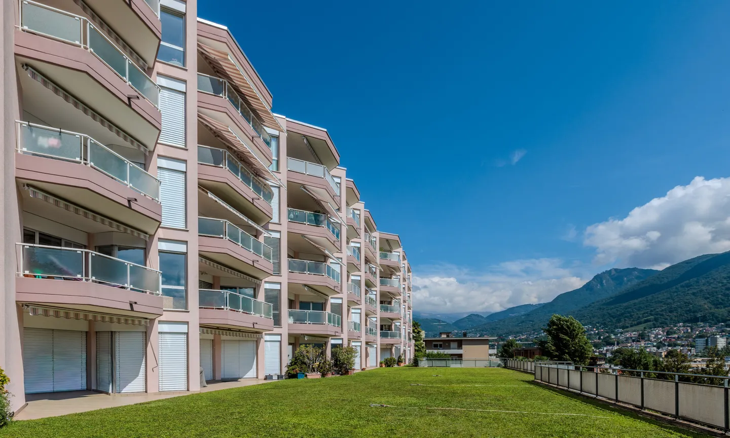 GELEGENHEIT - 4.5-ZIMMER-WOHNUNG MIT SEEBLICK IN LUGANO - Foto 9 von 9