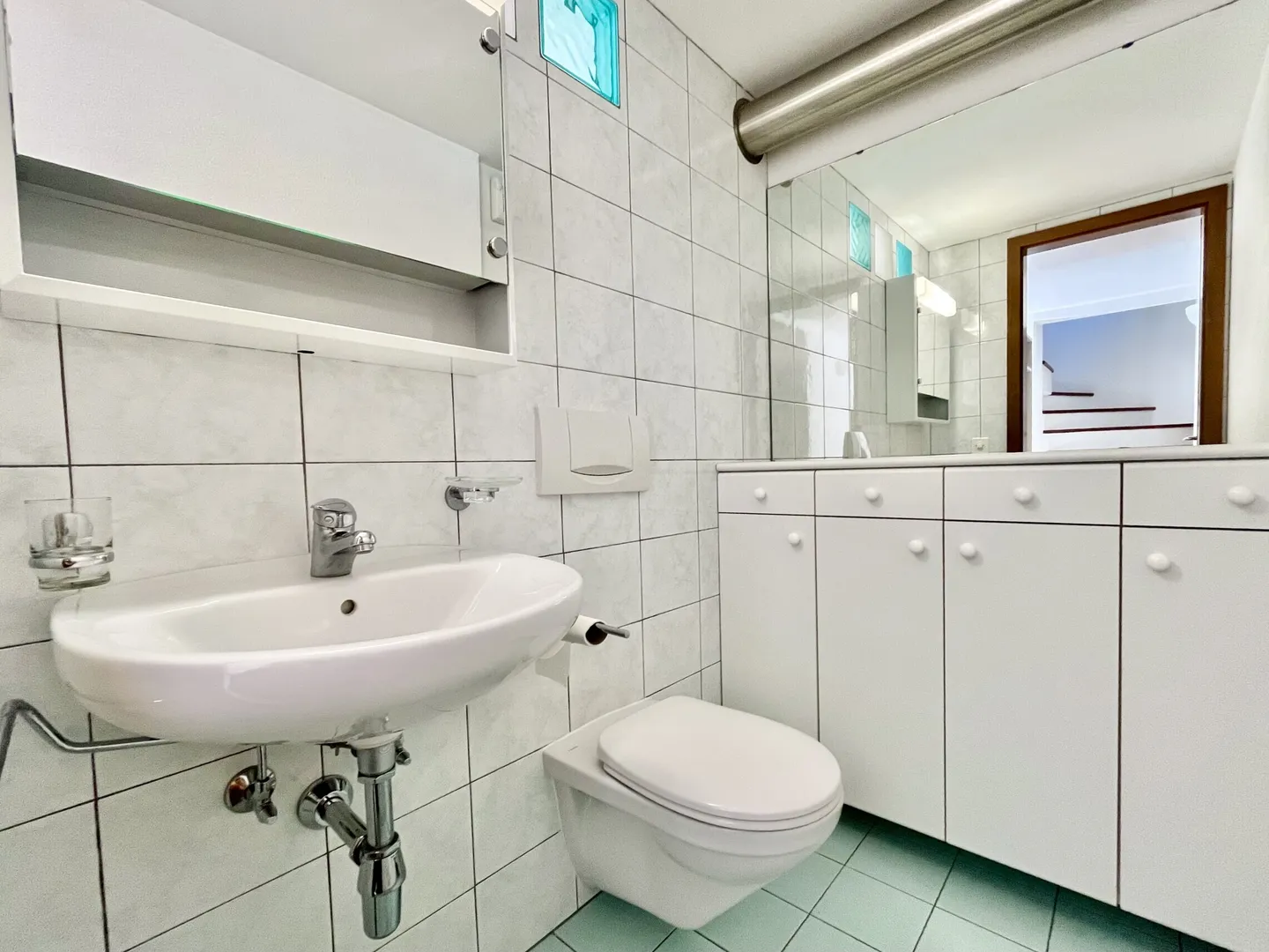 FOR RENT TICINESE HOUSE OF 3.5 ROOMS WITH COURTYARD IN BARBENGO - Photo 3 of 9