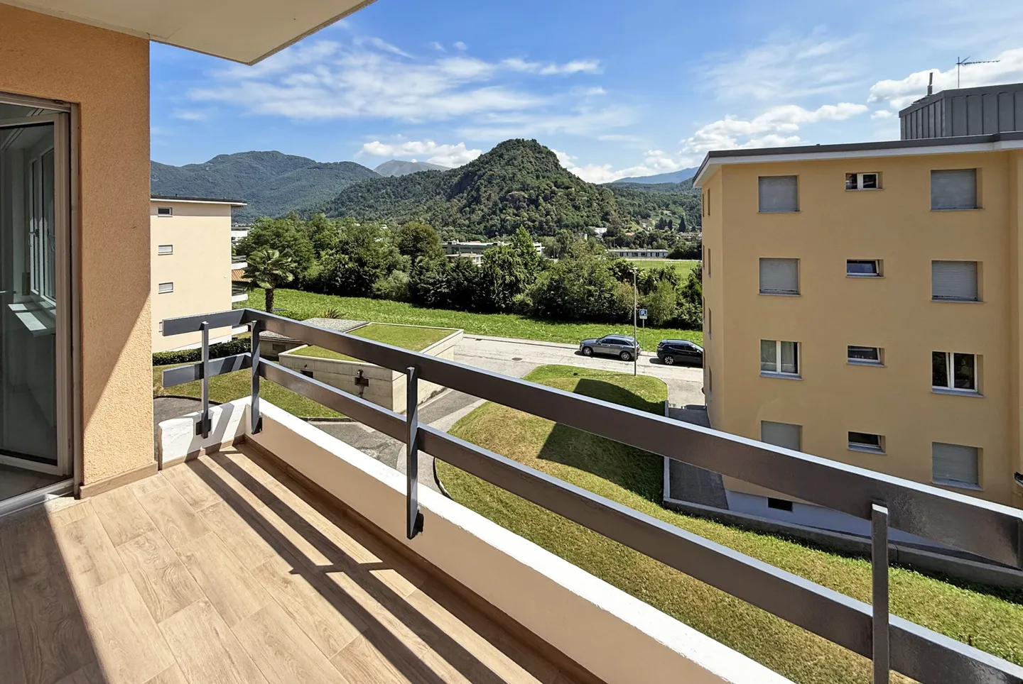 LUMINOSO 4.5 LOCALI RINNOVATO CON TERRAZZA A GRAVESANO - Foto 4 di 10