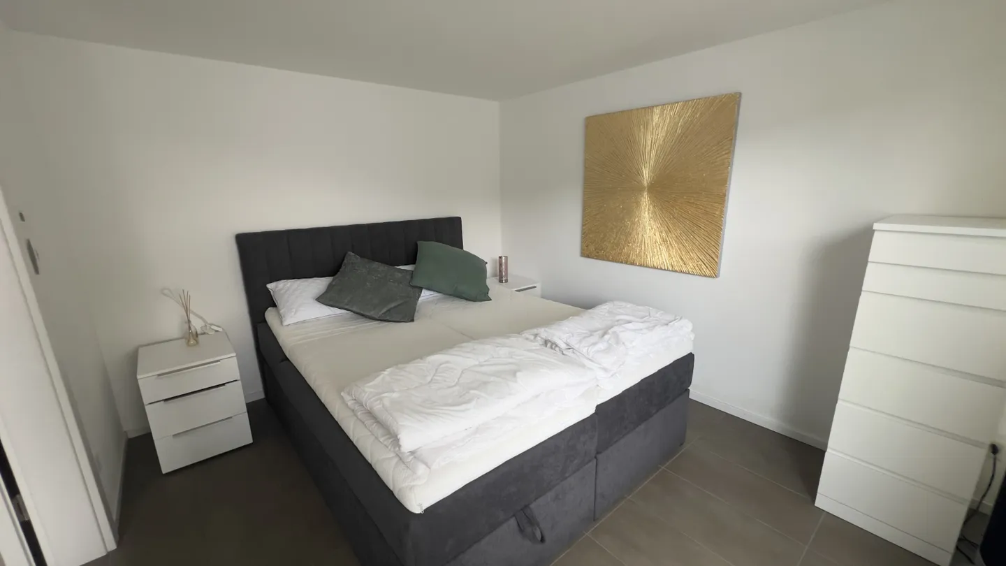 EXKLUSIVE VILLA MIT 4,5 ZIMMERN UND ZUGANG ZUM SEE IN MAROGGIA - Foto 6 von 13