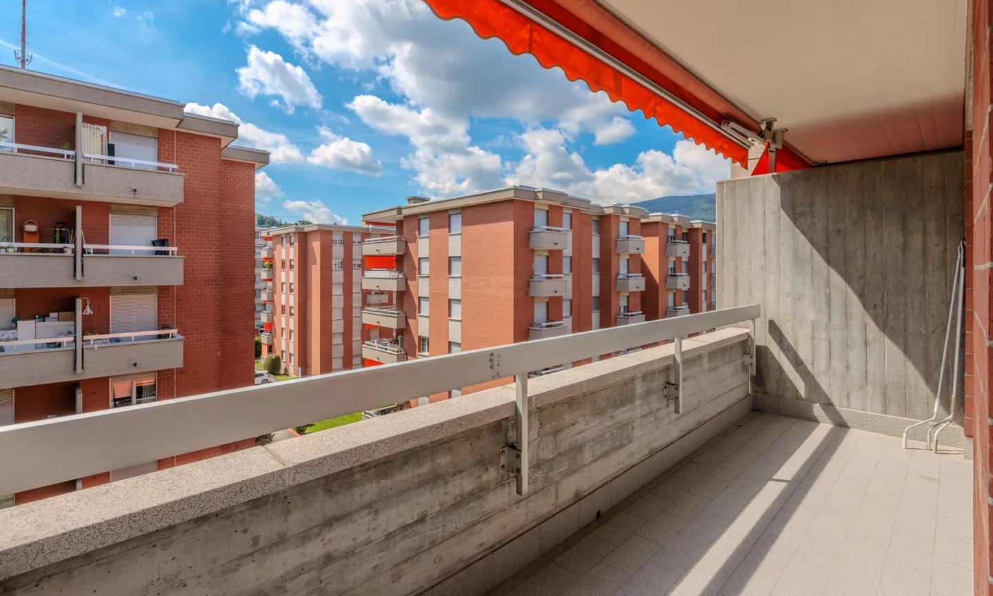 OCCASION - 4.5 ROOMS WITH TERRACE IN MASSAGNO - Photo 2 of 9