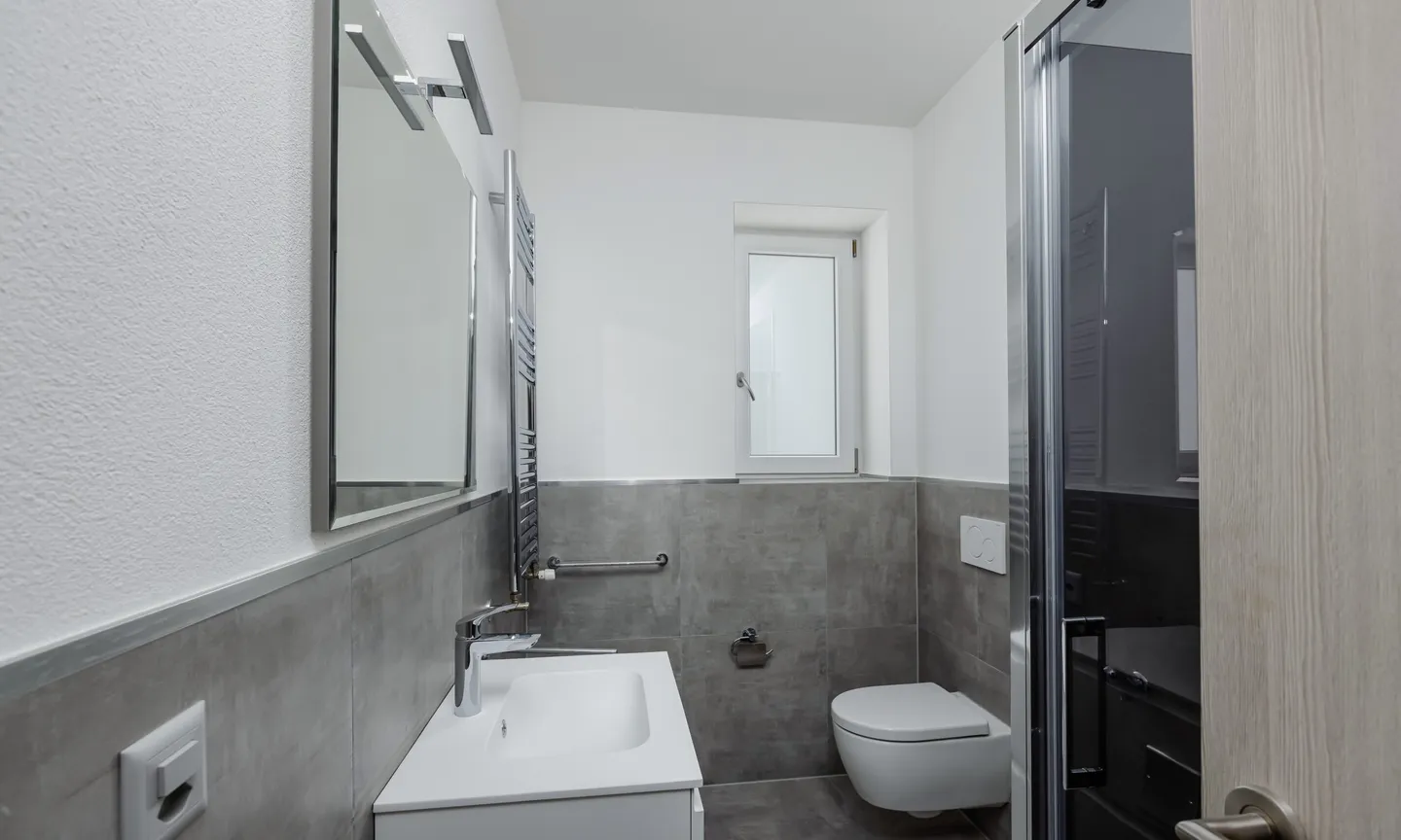 NUOVO E MODERNO 3.5 LOCALI AL PRIMO PIANO A VACALLO - Foto 7 di 9