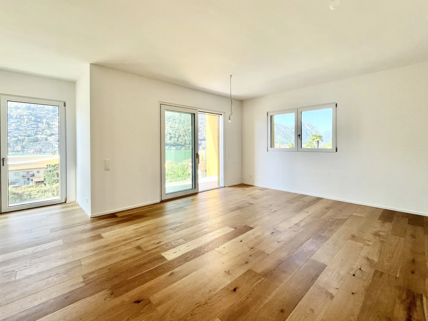 ATTICO 4.5 LOCALI CON TERRAZZE VISTA LAGO A BRUSINO ARSIZIO - Foto 10 di 10