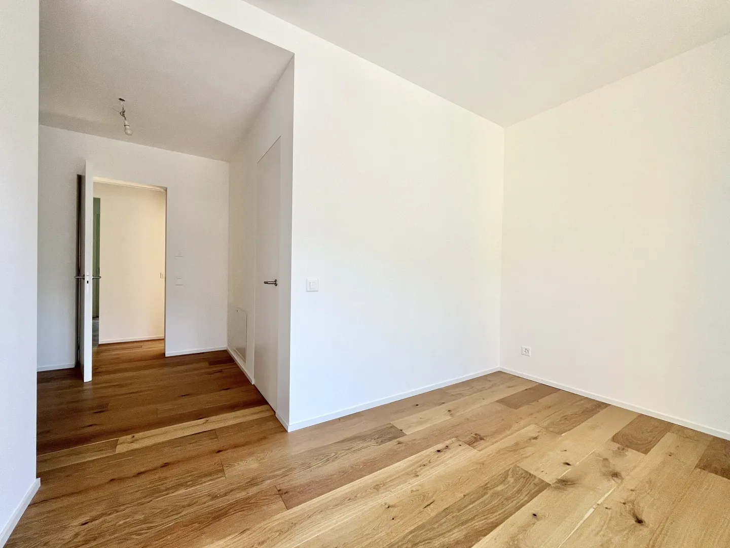 ATTICO 4.5 LOCALI CON TERRAZZE VISTA LAGO A BRUSINO ARSIZIO - Foto 4 di 10
