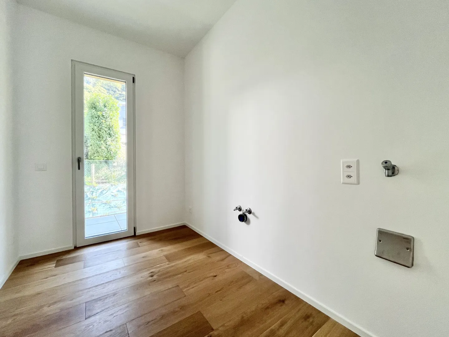 ATTICO 4.5 LOCALI CON TERRAZZE VISTA LAGO A BRUSINO ARSIZIO - Foto 8 di 10