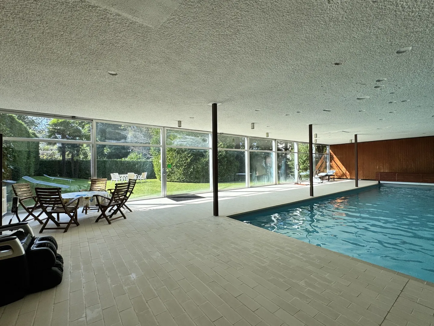 SPACIOUS ATTIC 4.5 IN RESIDENCE WITH POOL IN PONTE CAPRIASCA - Photo 1 of 9