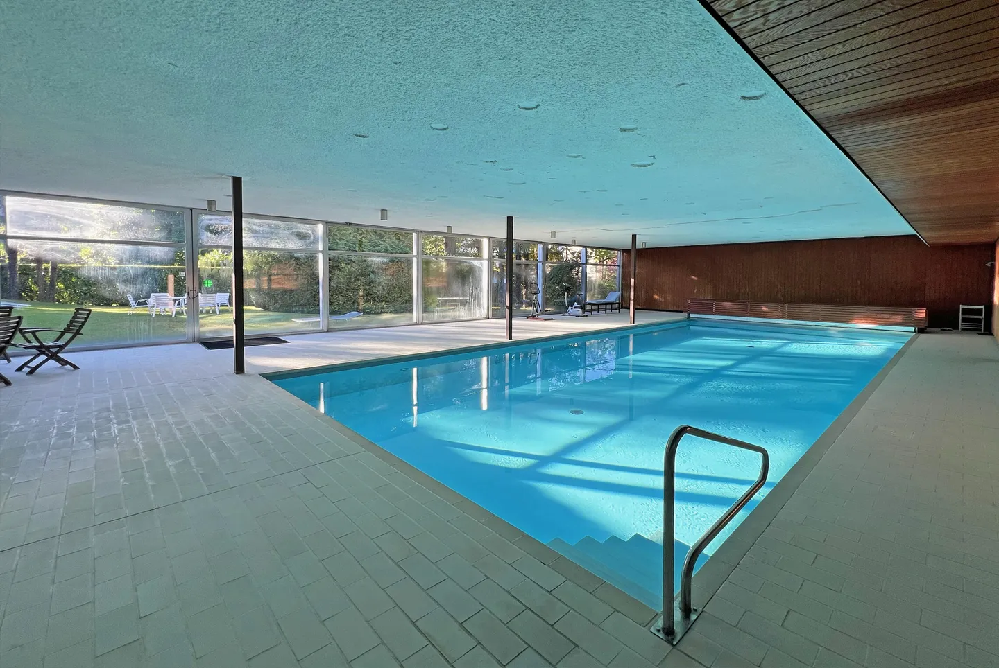 ATTICO SPACIEUX 4.5 PIÈCES AVEC TERRASSE À PONTE CAPRIASCA - Photo 8 sur 10