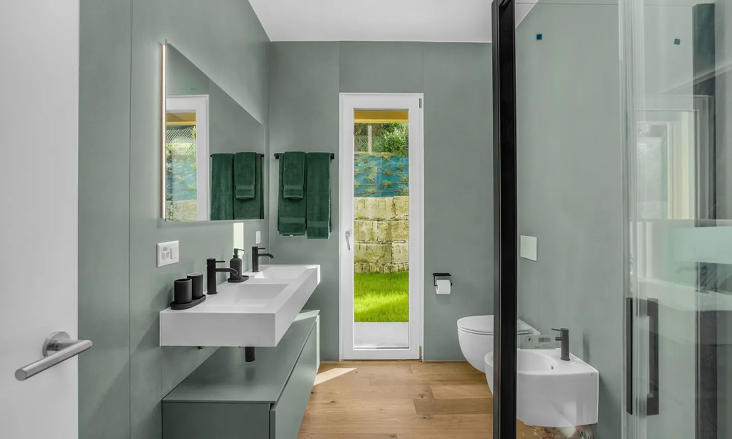 GERÄUMIGE 4.5 ZIMMER MIT GARTEN UND SEEBLICK IN BRUSINO ARSIZIO - Foto 7 von 9