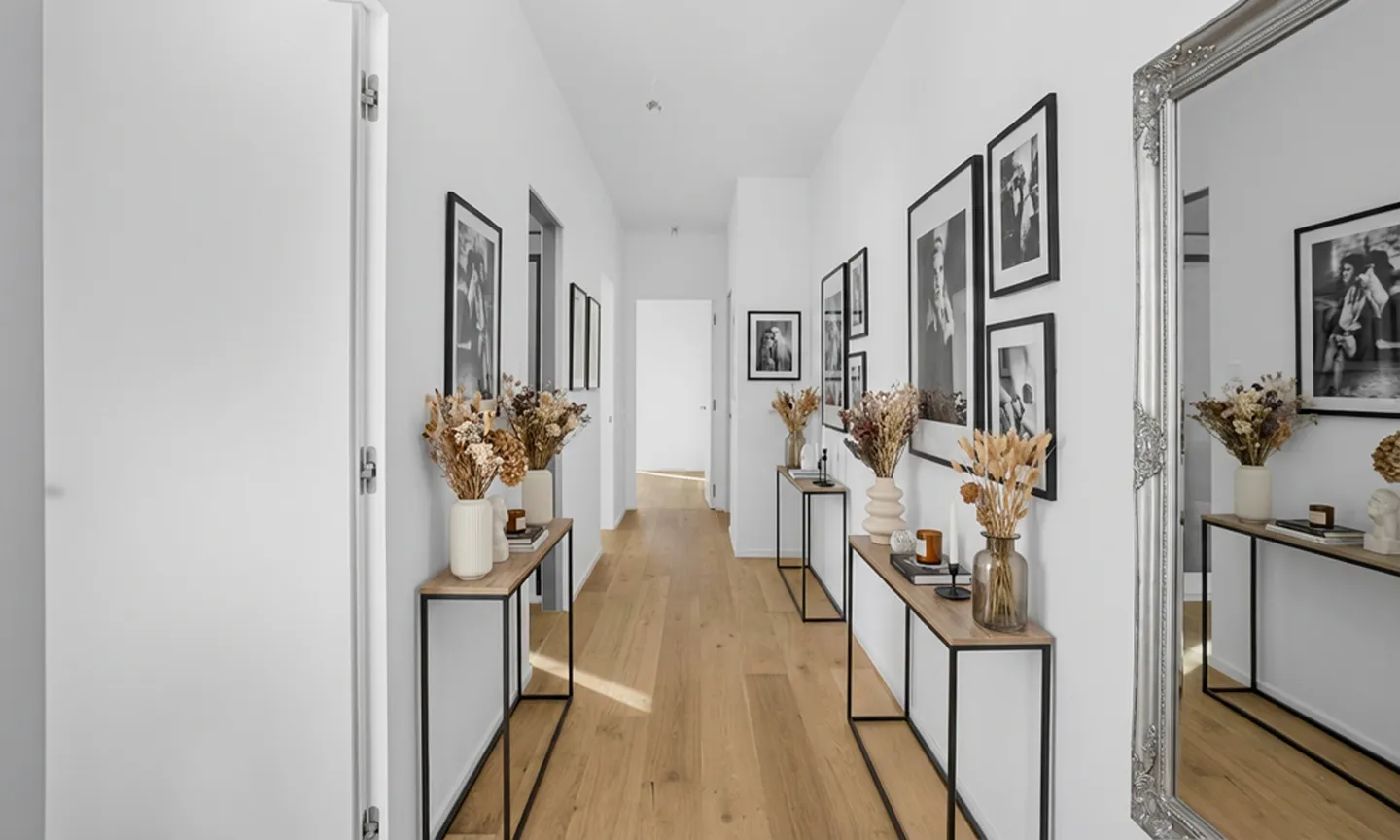 GERÄUMIGE 4.5 ZIMMER MIT GARTEN UND SEEBLICK IN BRUSINO ARSIZIO - Foto 8 von 9